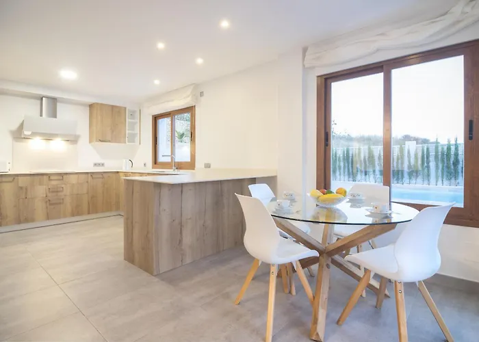 Willa Guzman - Grandiosa *