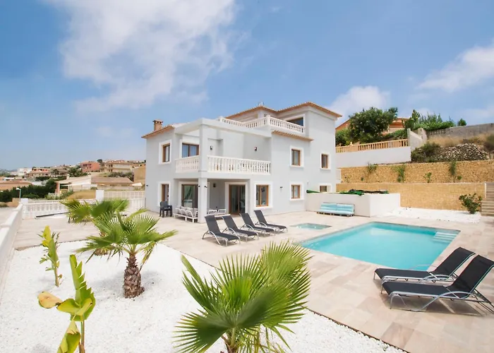 Willa Guzman - Grandiosa