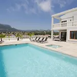 Villa Guzman - Grandiosa *